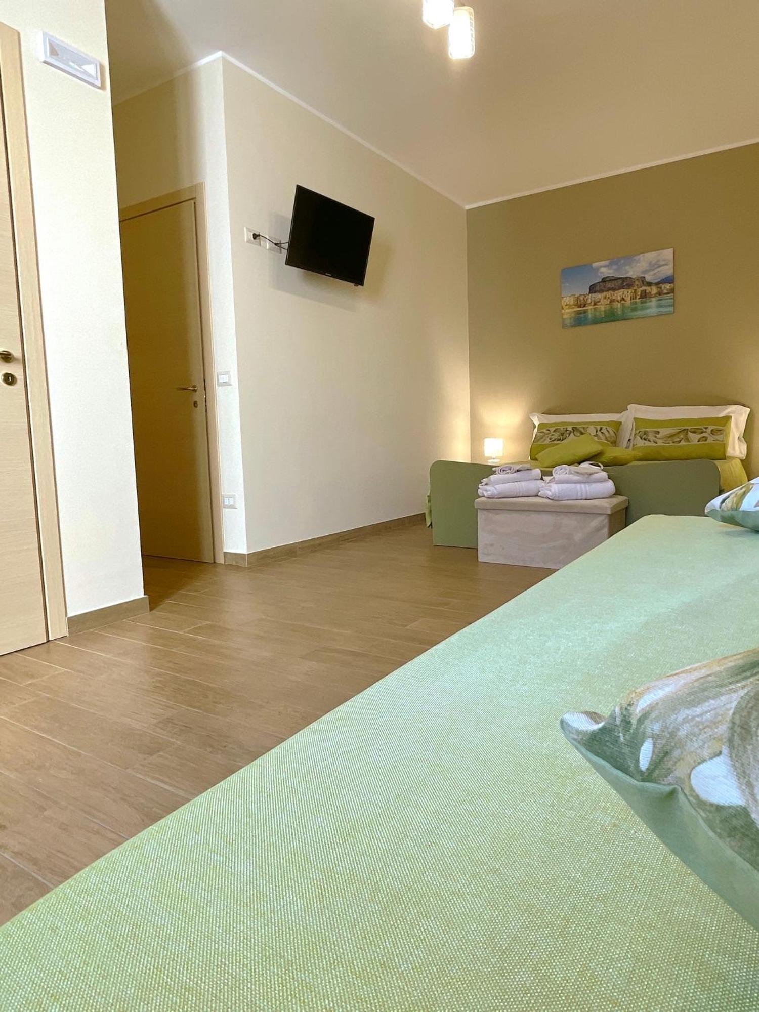 La Vie Fuille Bed And Breakfast Riposto Dış mekan fotoğraf